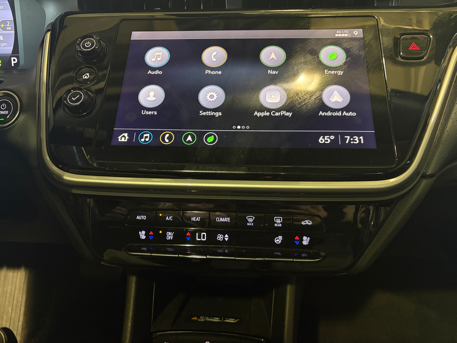 Thumbnail: 2022 Chevrolet Bolt EUV - 3