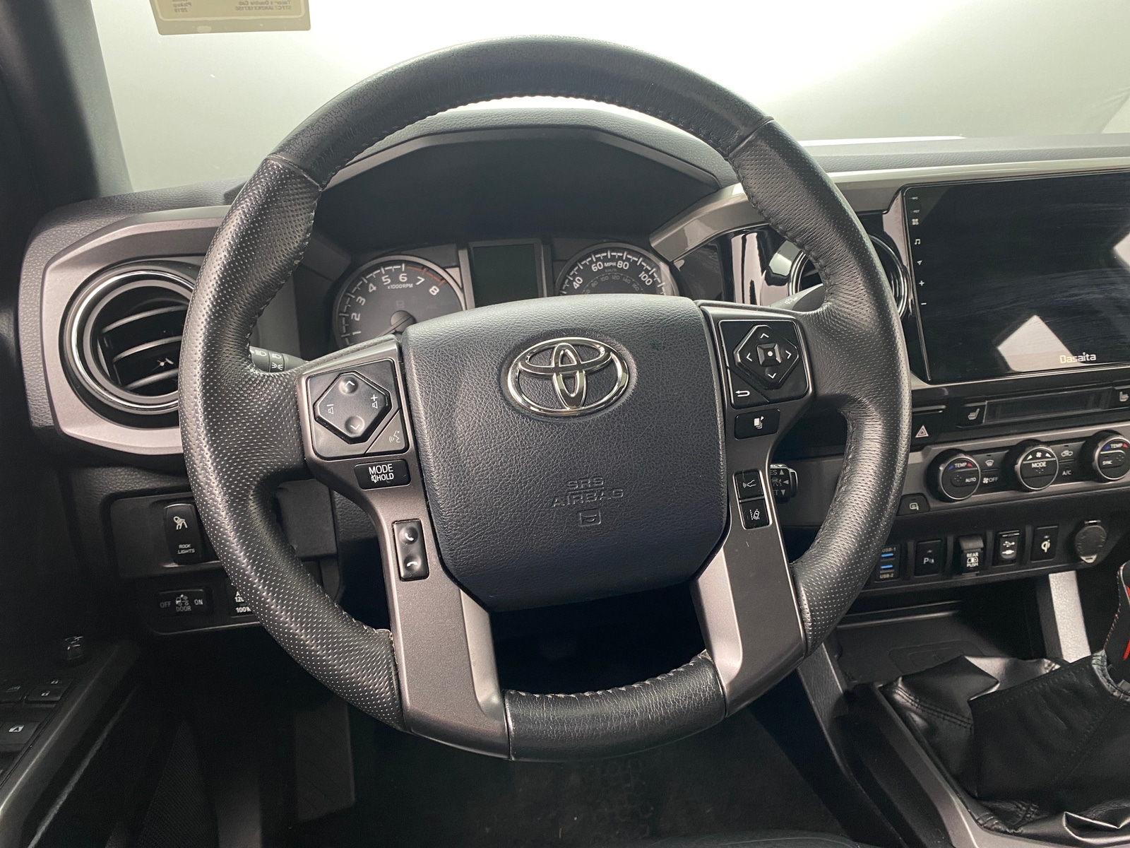 Thumbnail: 2019 Toyota Tacoma - 4