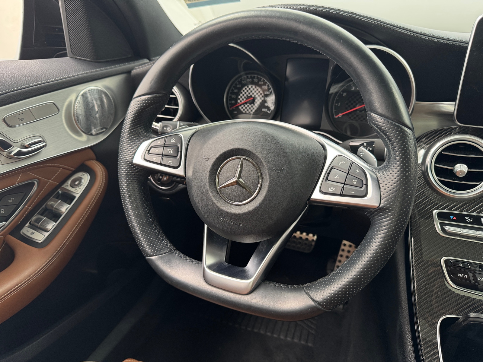 Thumbnail: 2017 Mercedes-Benz C-Class - 4