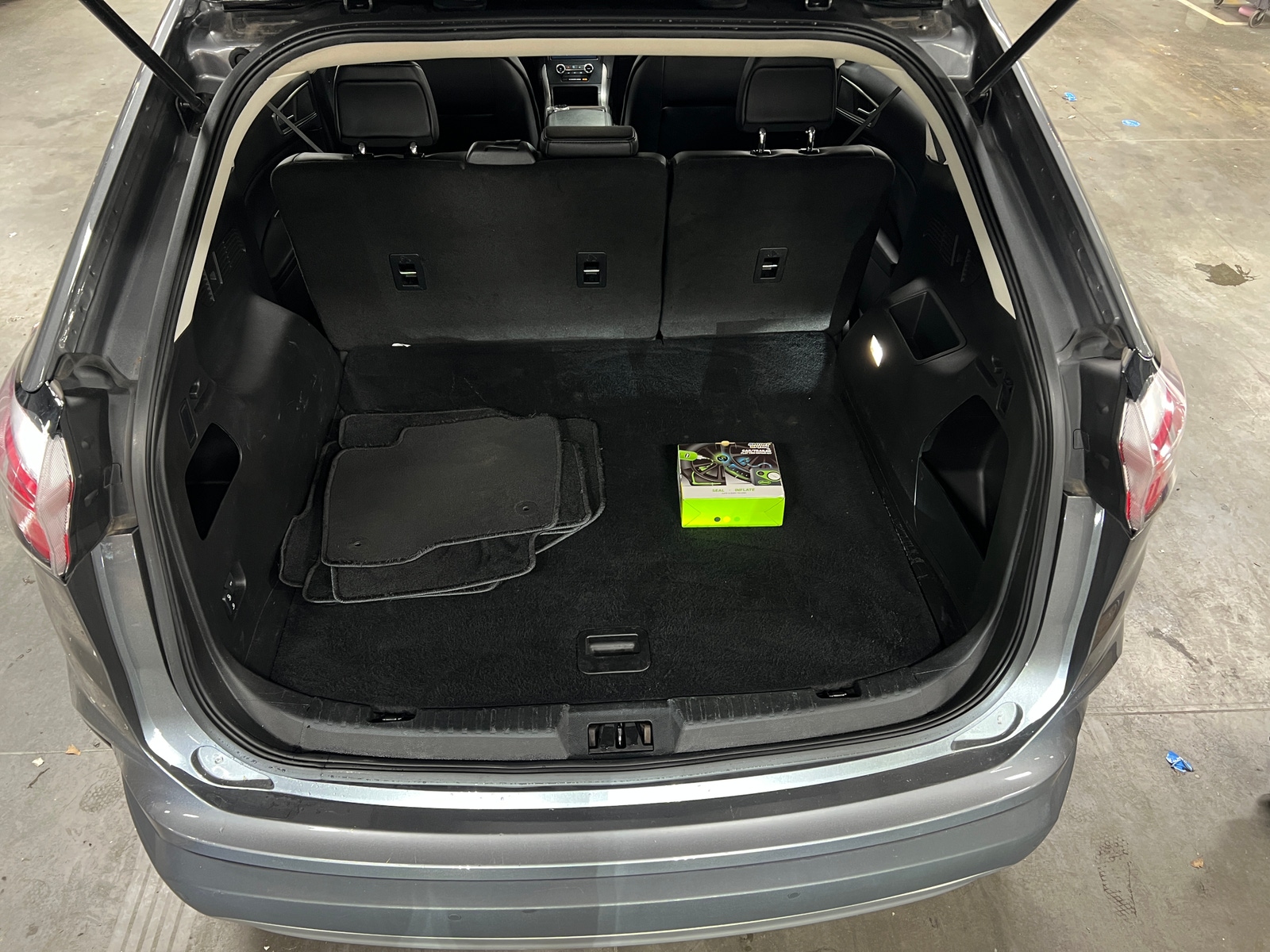 Thumbnail: 2024 Ford Edge - 7