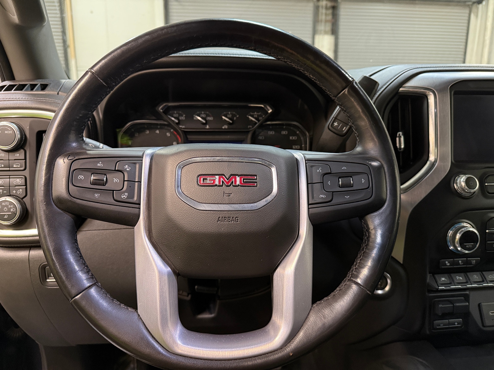 Thumbnail: 2020 GMC Sierra 1500 - 4
