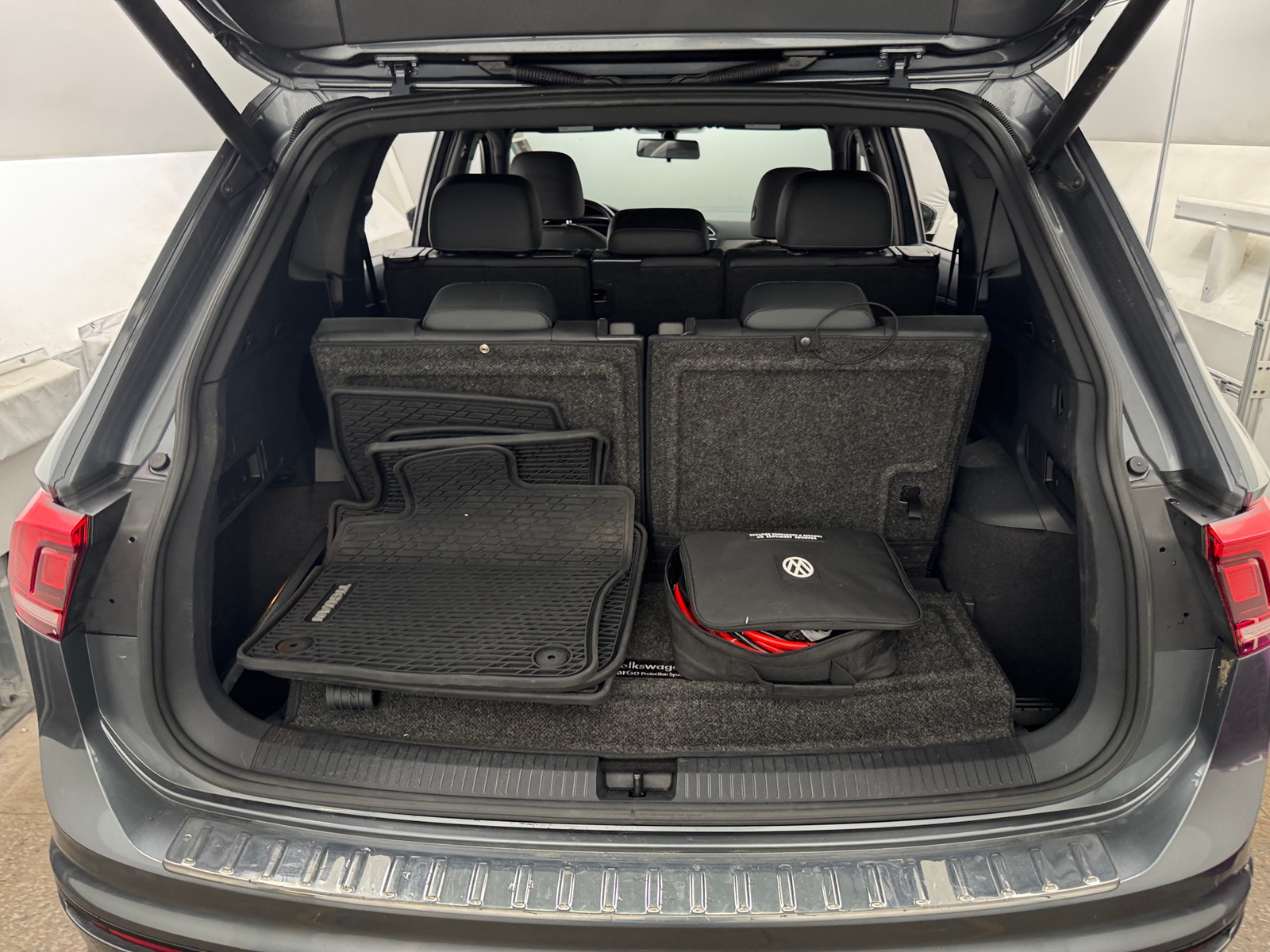 Thumbnail: 2019 Volkswagen Tiguan - 7