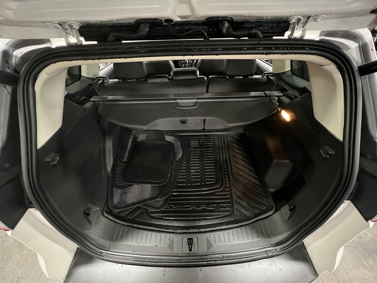 Thumbnail: 2016 Ford Escape - 6