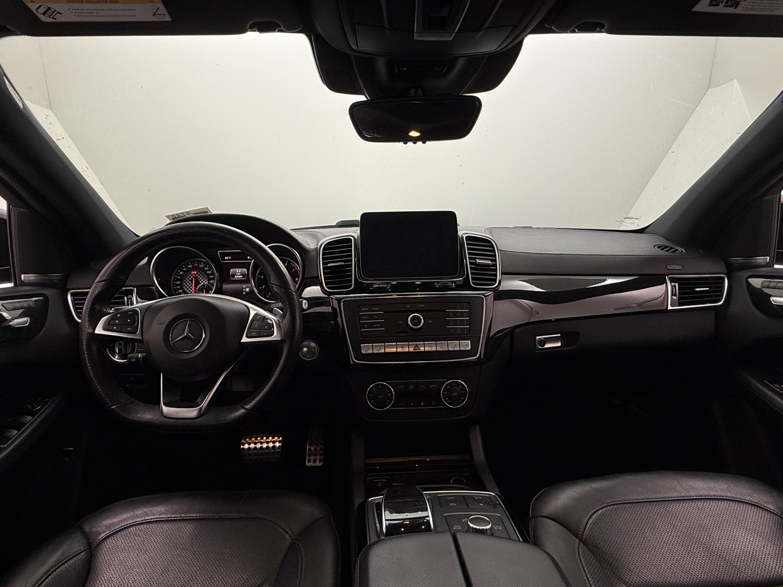 Thumbnail: 2019 Mercedes-Benz GLE - 2