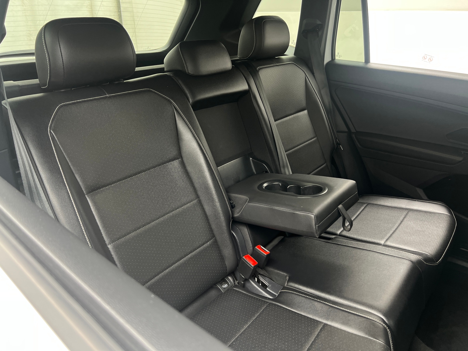 Thumbnail: 2021 Volkswagen Tiguan - 5