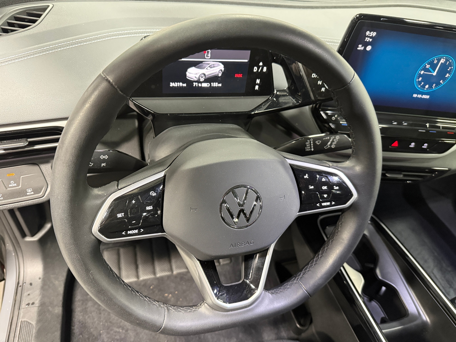 Thumbnail: 2023 Volkswagen ID.4 - 4