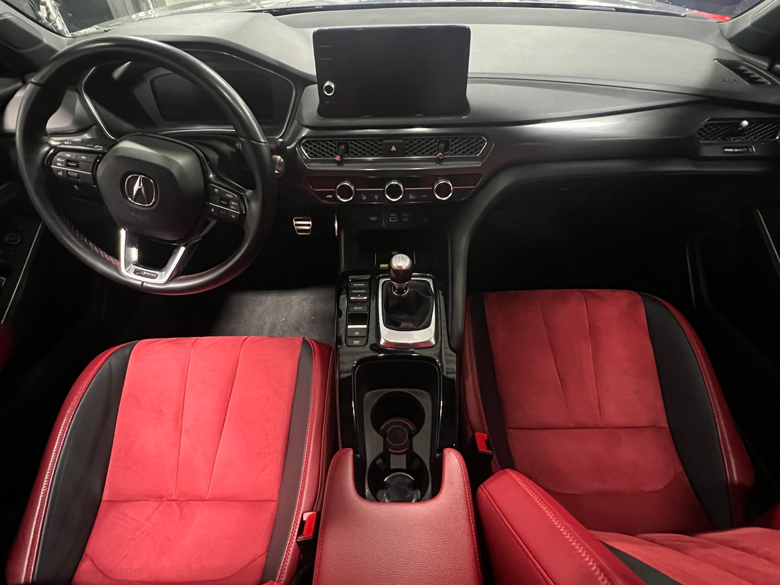 Thumbnail: 2023 Acura Integra - 2