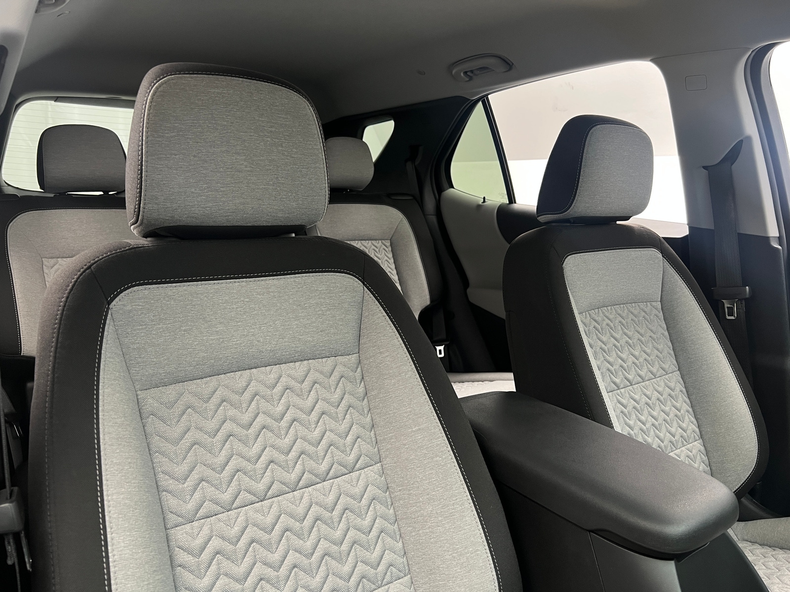 Thumbnail: 2023 Chevrolet Equinox - 2