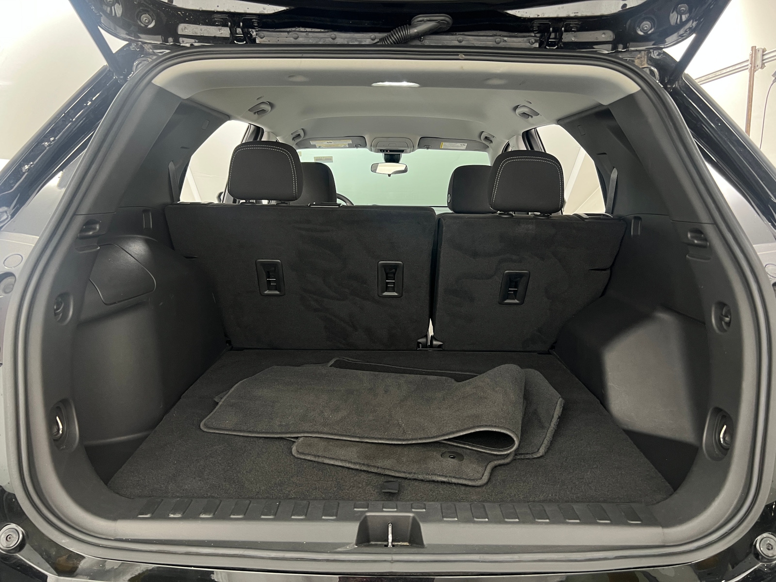Thumbnail: 2023 Chevrolet Equinox - 7