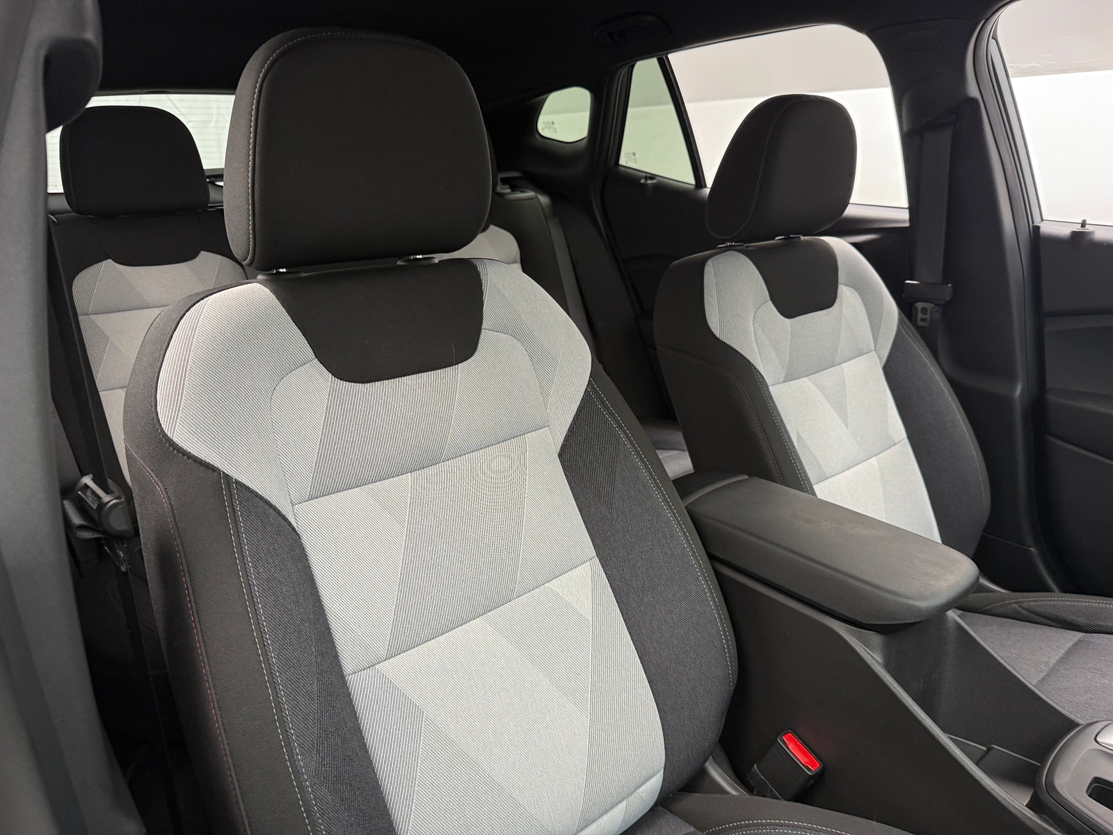 Thumbnail: 2024 Chevrolet Trax - 2