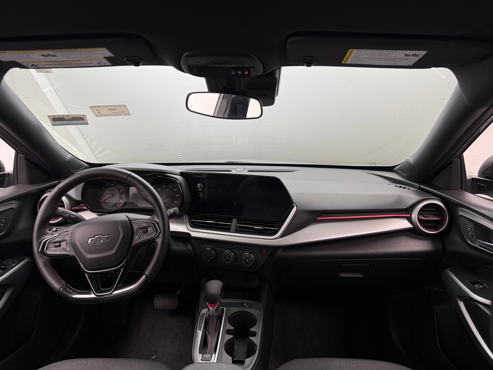 Thumbnail: 2024 Chevrolet Trax - 3