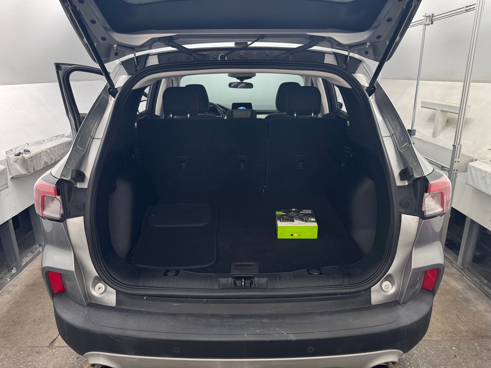 Thumbnail: 2021 Ford Escape - 7