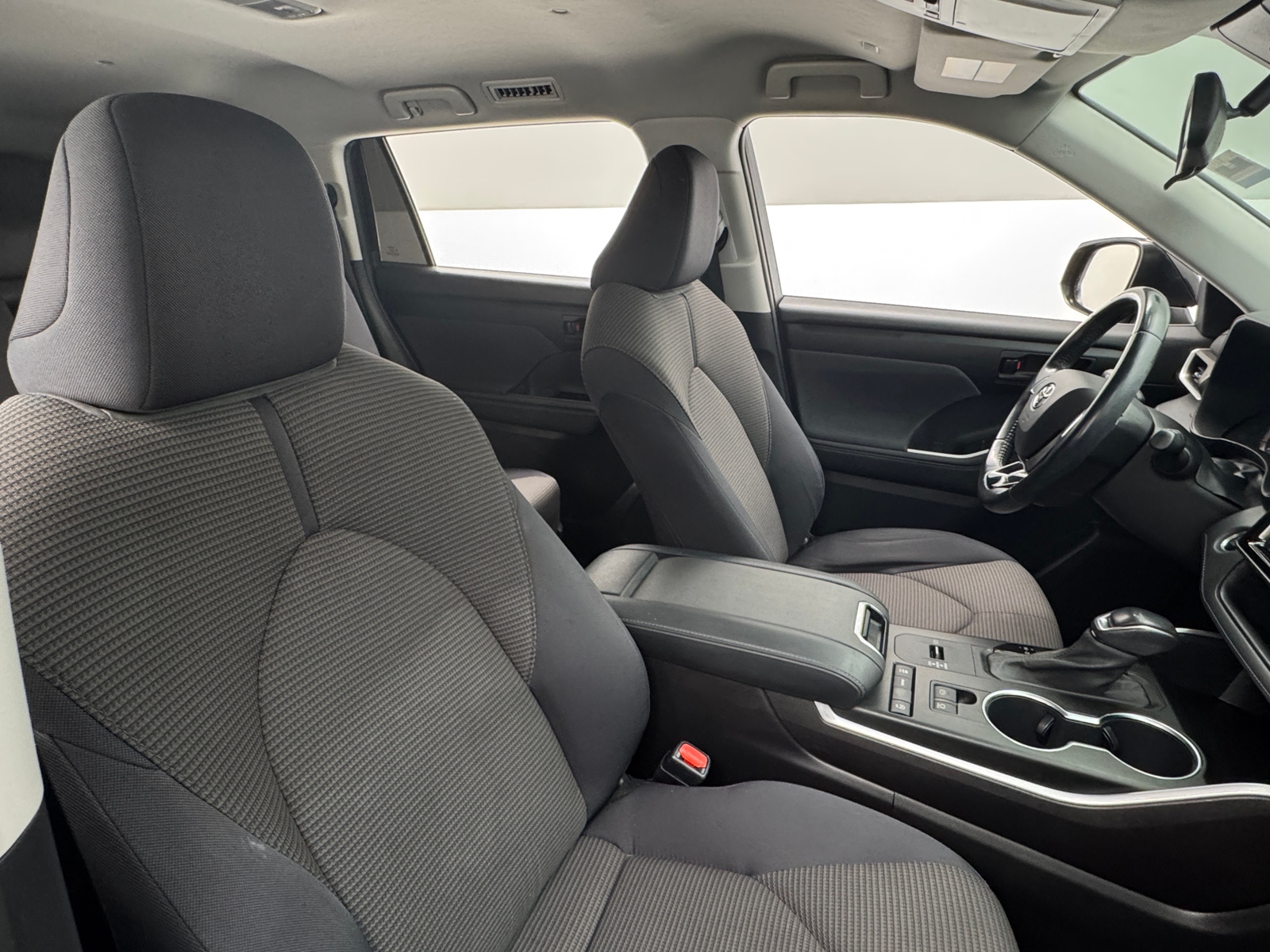 Thumbnail: 2021 Toyota Highlander - 2