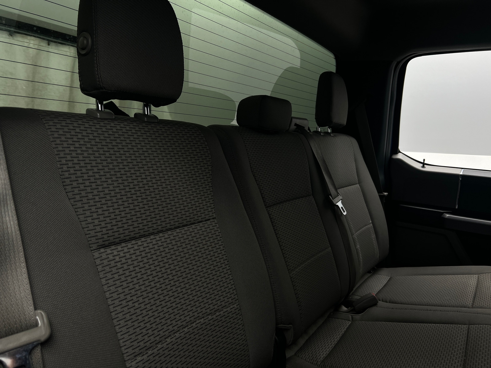 Thumbnail: 2015 Ford Econoline - 6