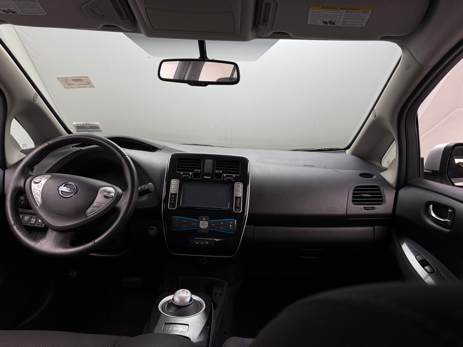 Thumbnail: 2015 Nissan Leaf - 3