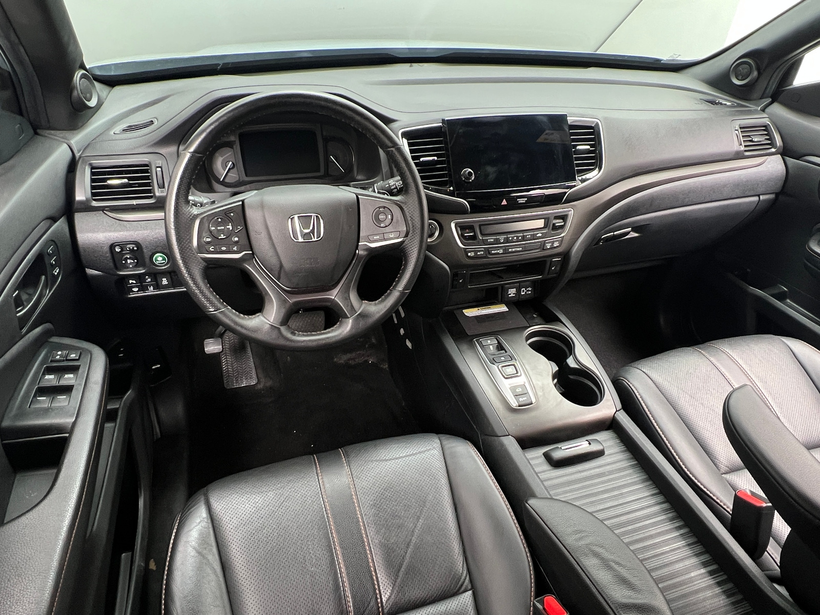 Thumbnail: 2023 Honda Passport - 2