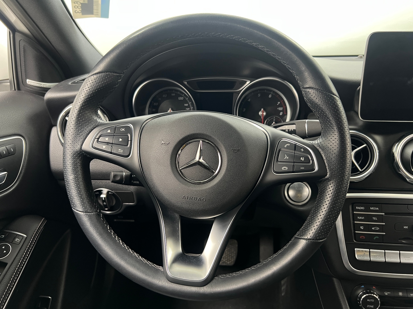 Thumbnail: 2019 Mercedes-Benz GLA - 4