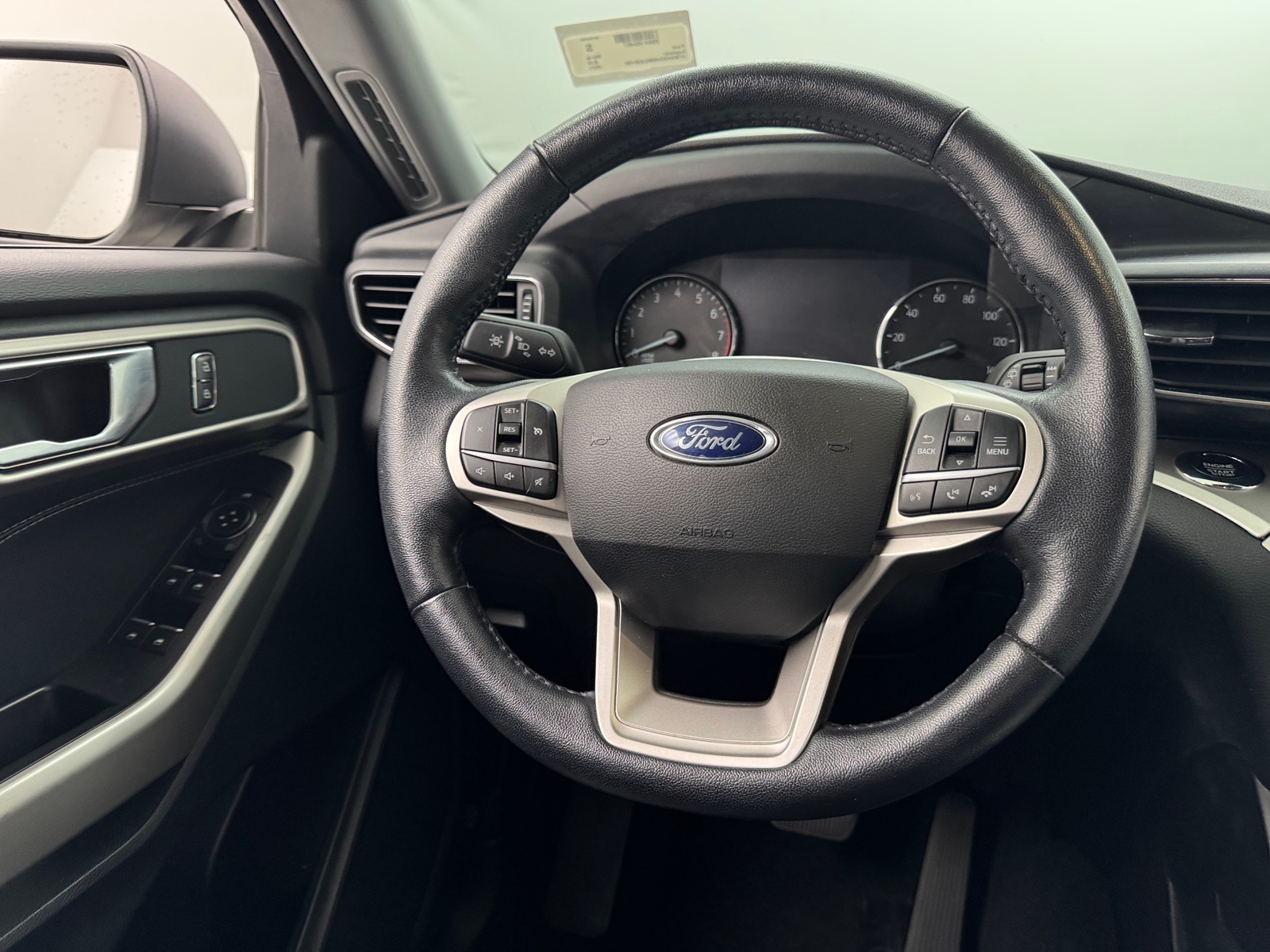 Thumbnail: 2021 Ford Explorer - 5