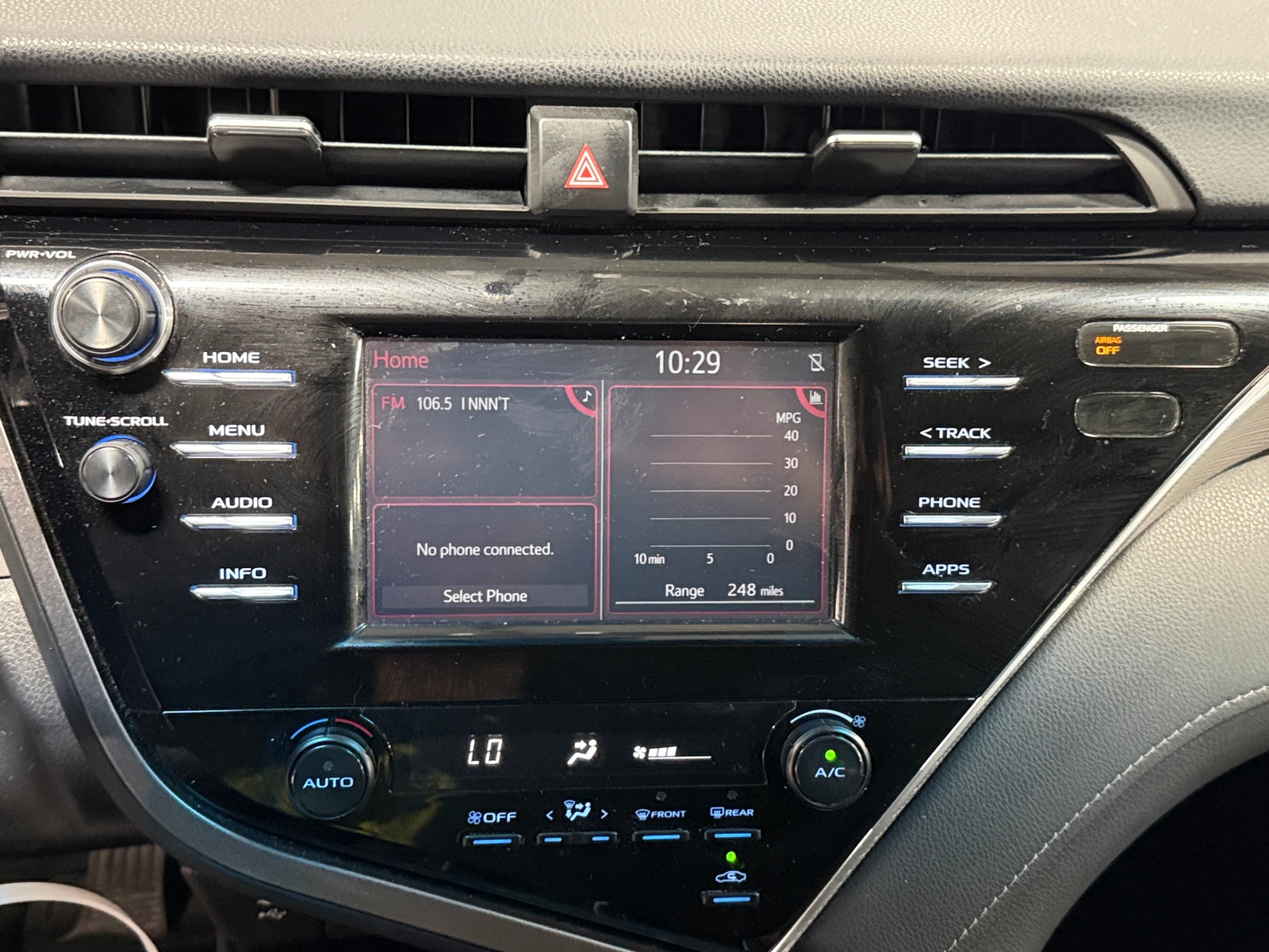 Thumbnail: 2018 Toyota Camry - 4