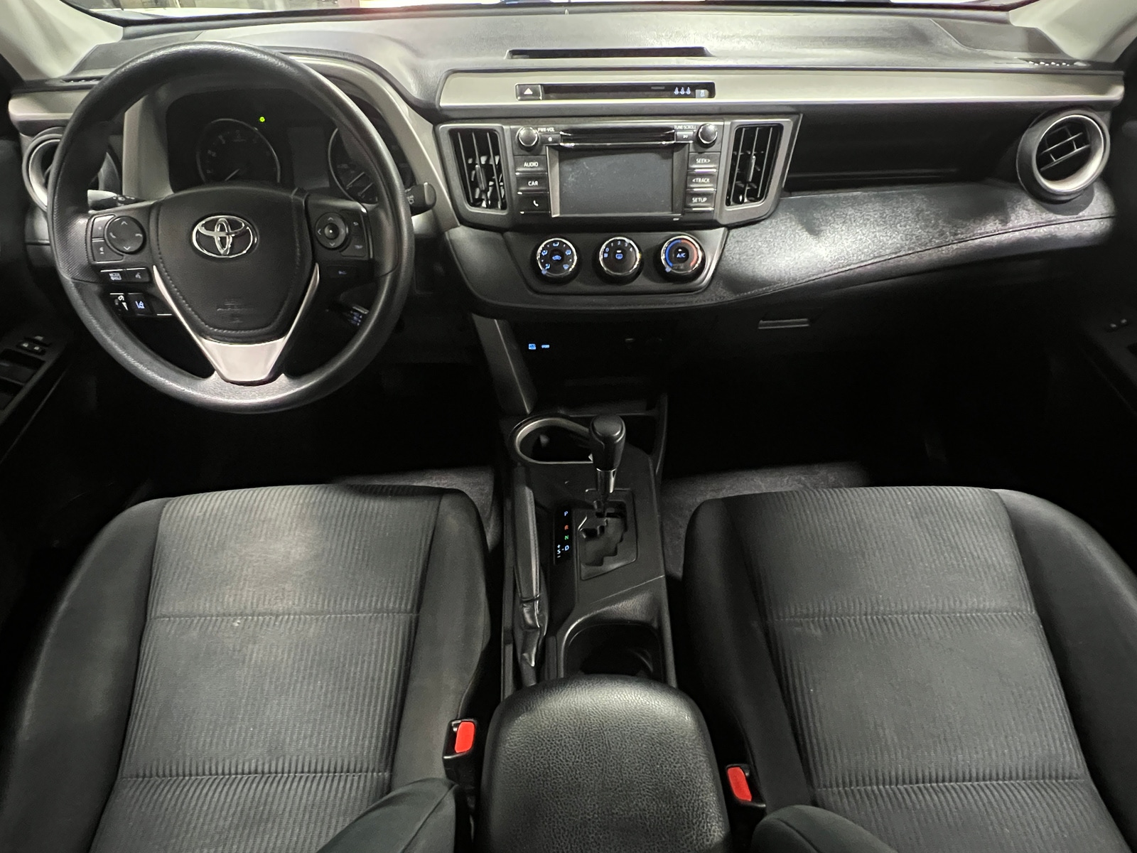 Thumbnail: 2018 Toyota RAV4 - 3
