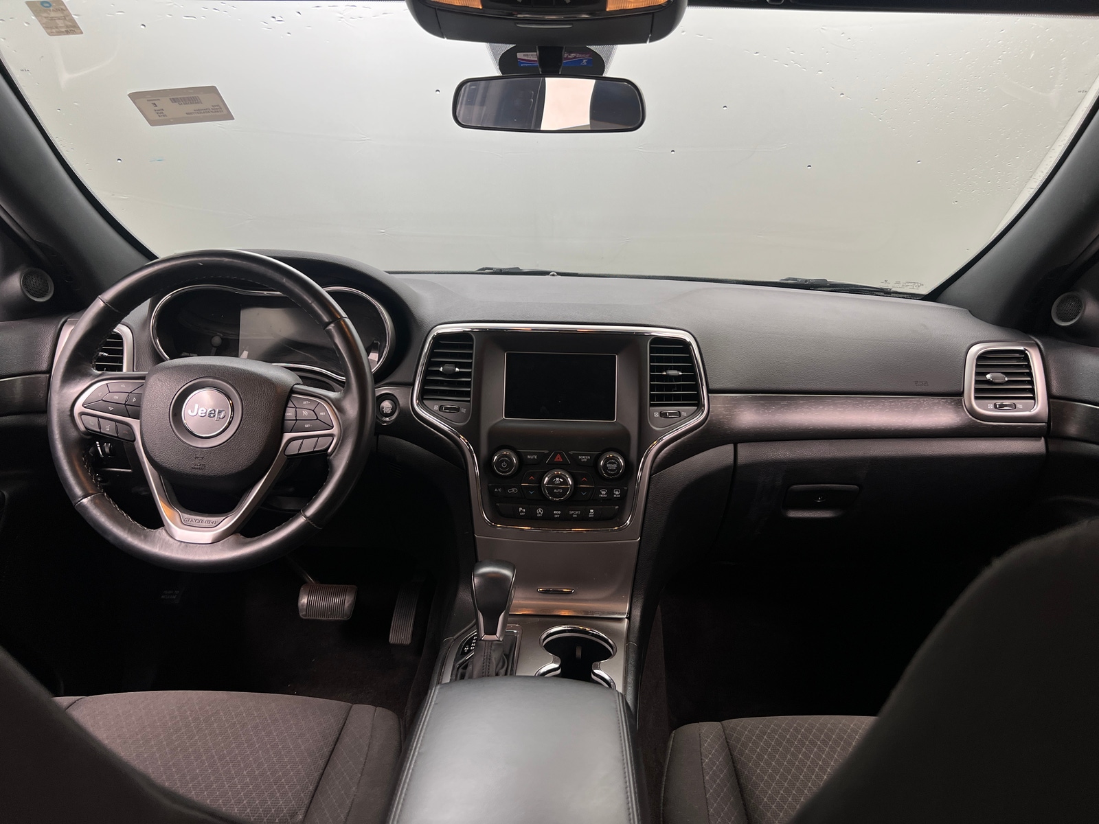 Thumbnail: 2018 Jeep Grand Cherokee - 3