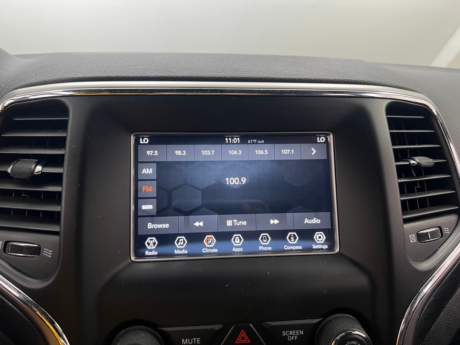 Thumbnail: 2018 Jeep Grand Cherokee - 4