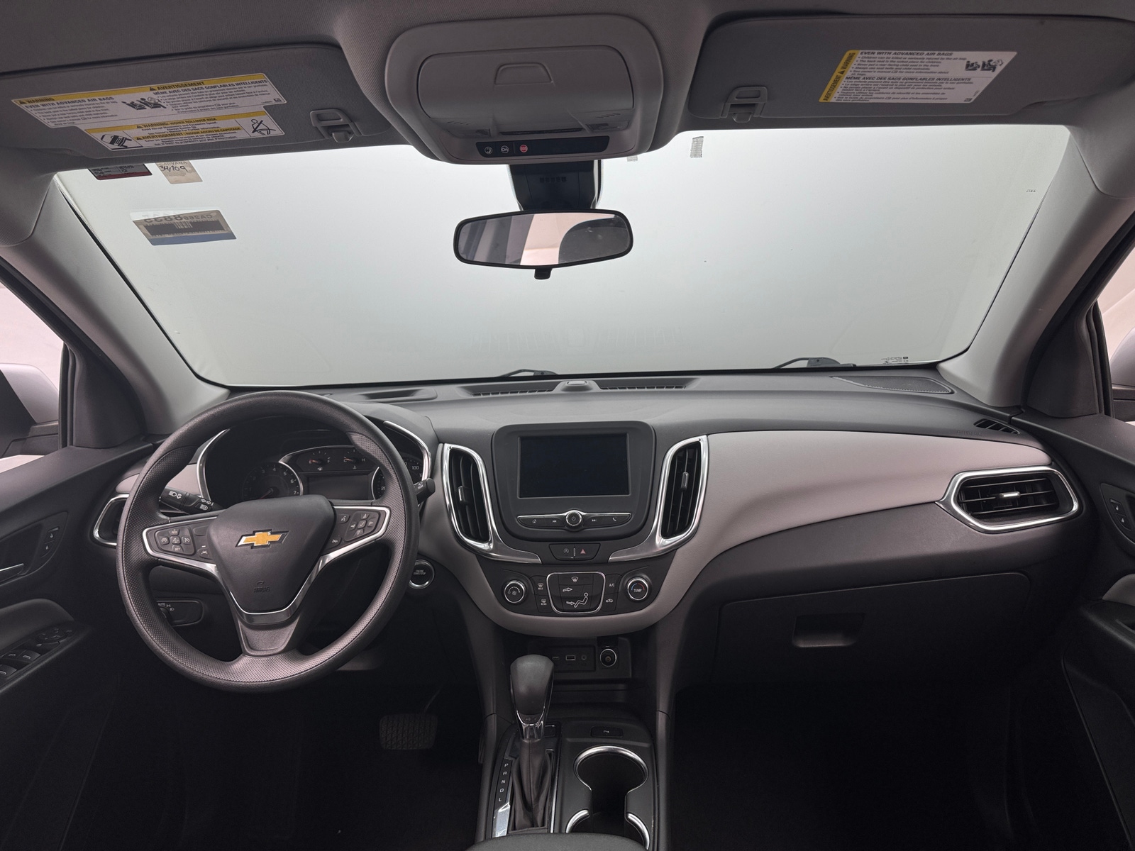 Thumbnail: 2022 Chevrolet Equinox - 3