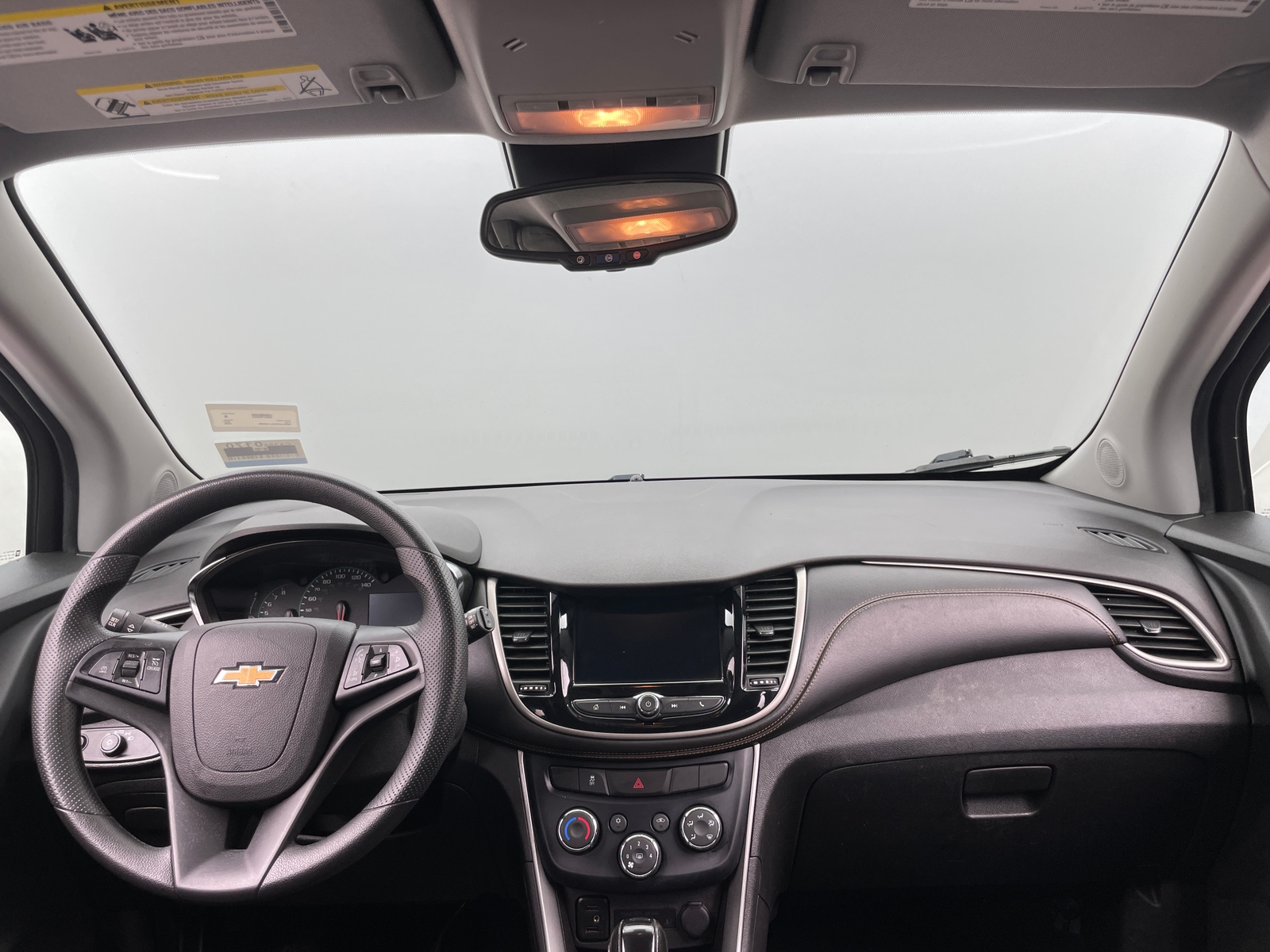 Thumbnail: 2020 Chevrolet Trax - 3