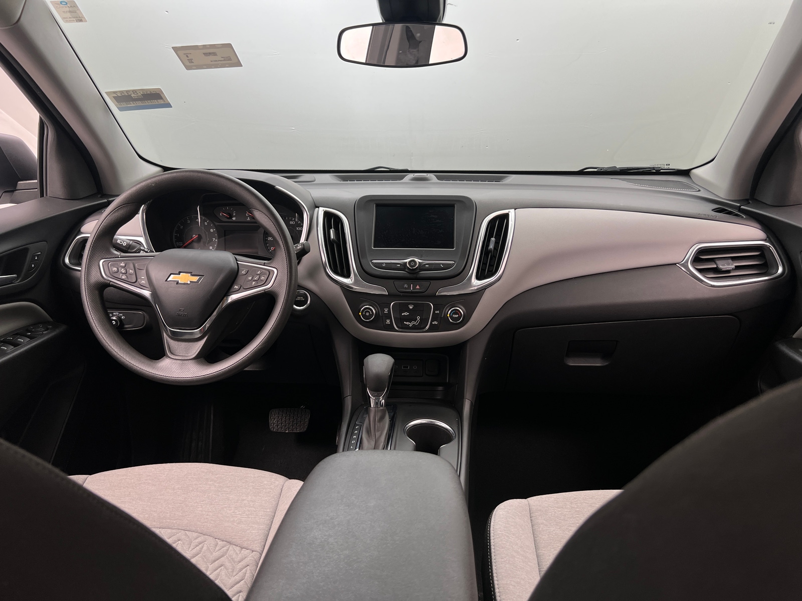 Thumbnail: 2023 Chevrolet Equinox - 3