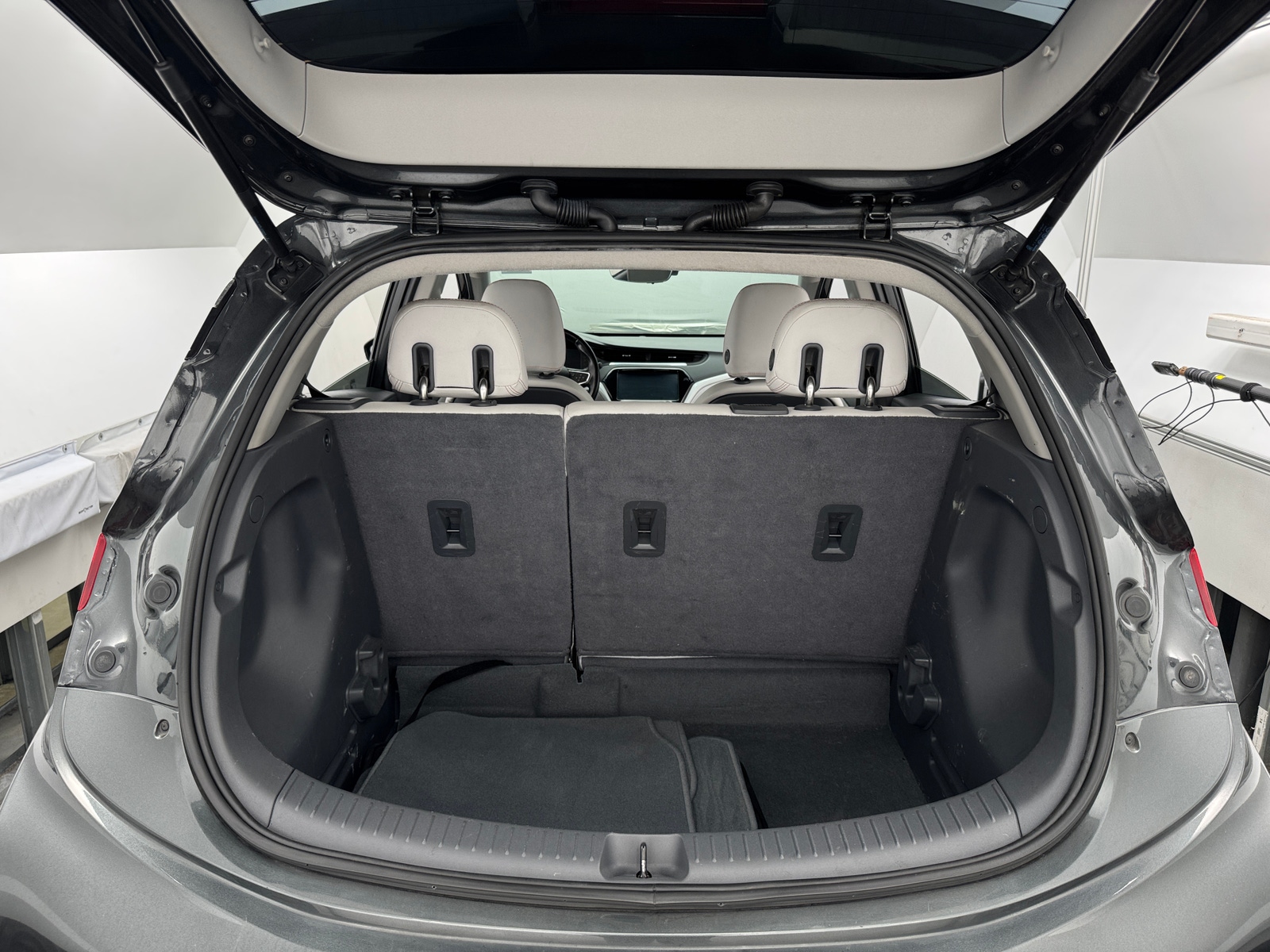Thumbnail: 2020 Chevrolet Bolt EV - 6