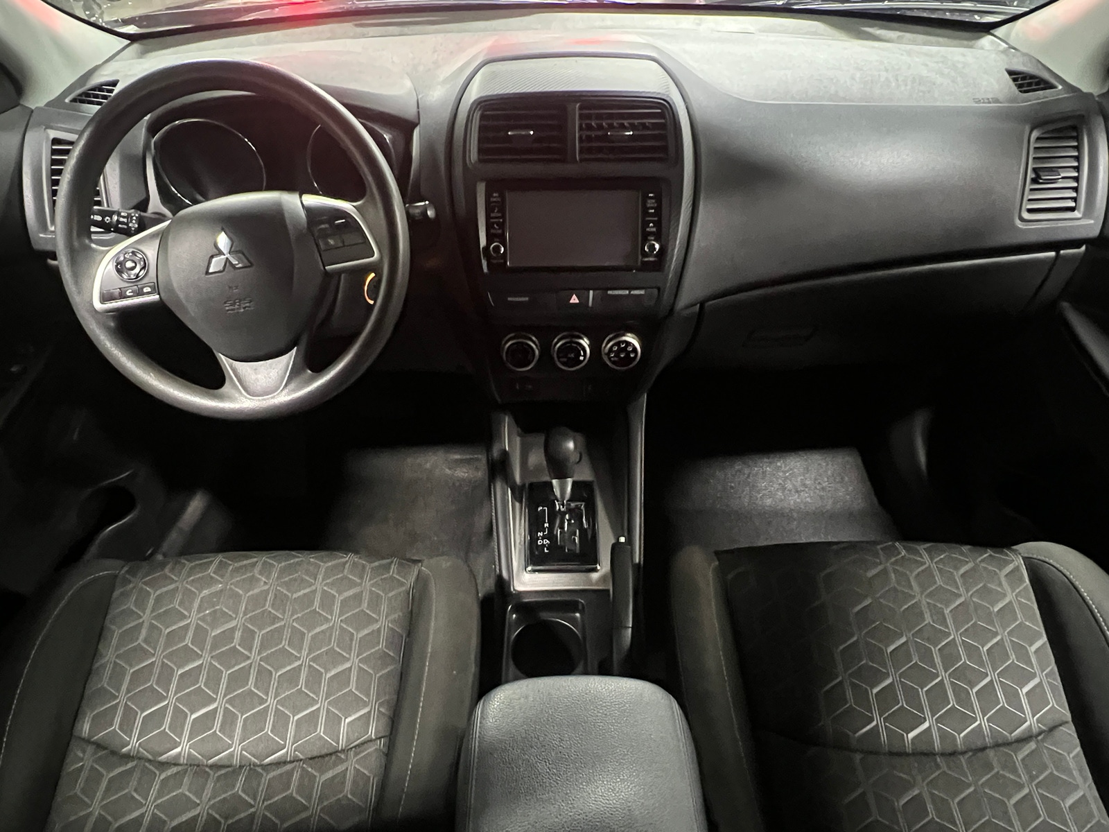 Thumbnail: 2022 Mitsubishi Outlander Sport - 3
