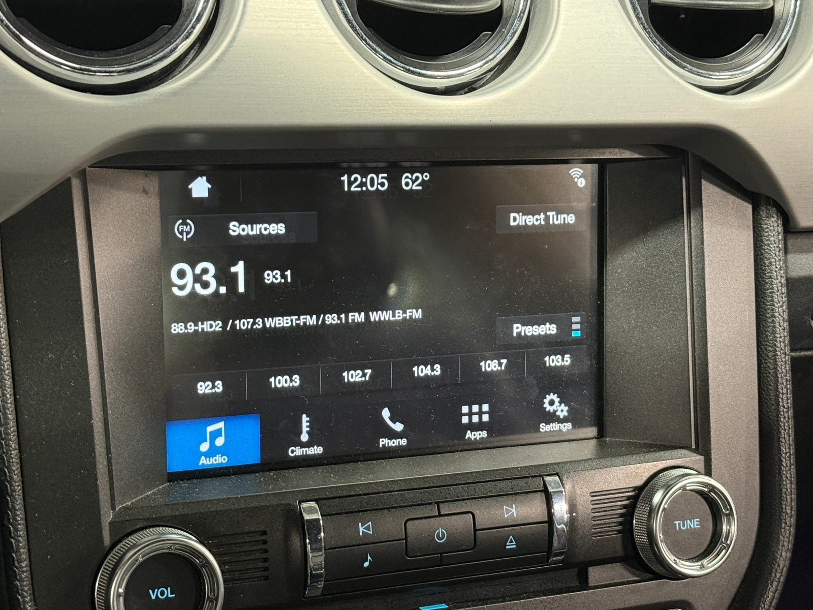 Thumbnail: 2017 Ford Mustang - 2