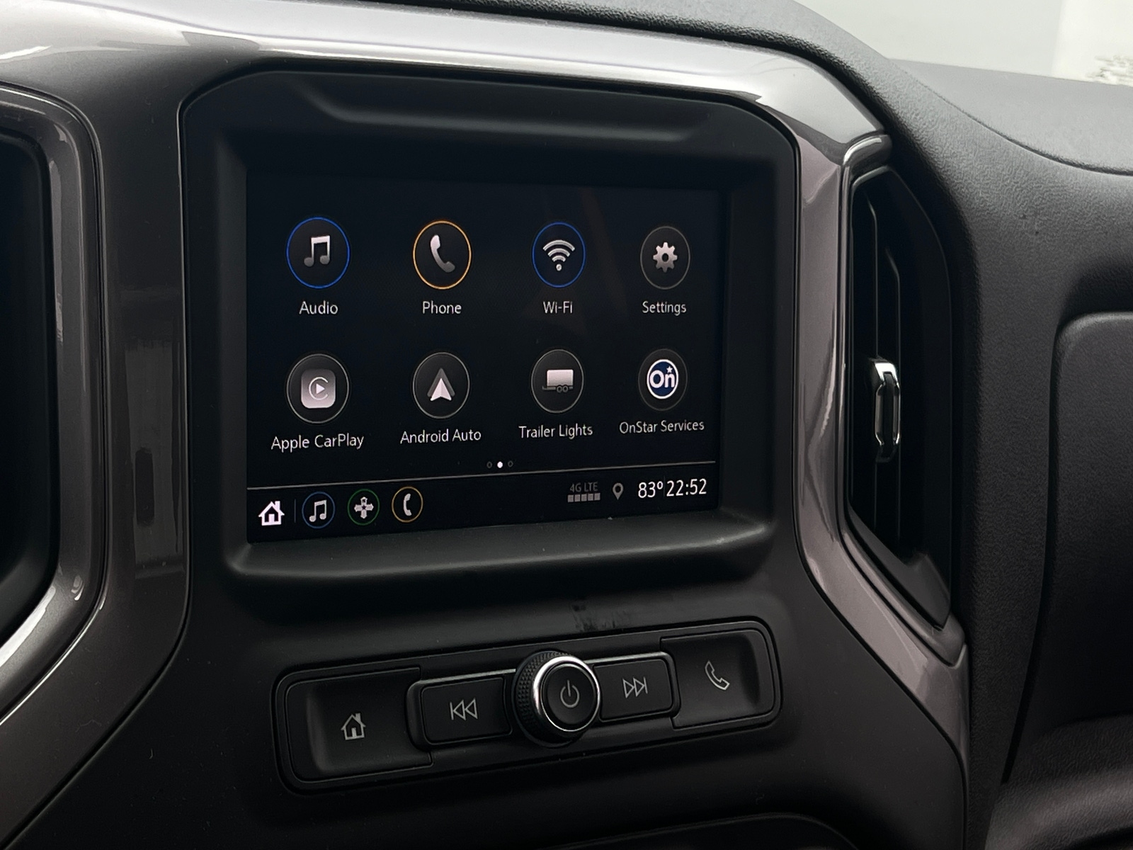 Thumbnail: 2020 Chevrolet Silverado 1500 - 4