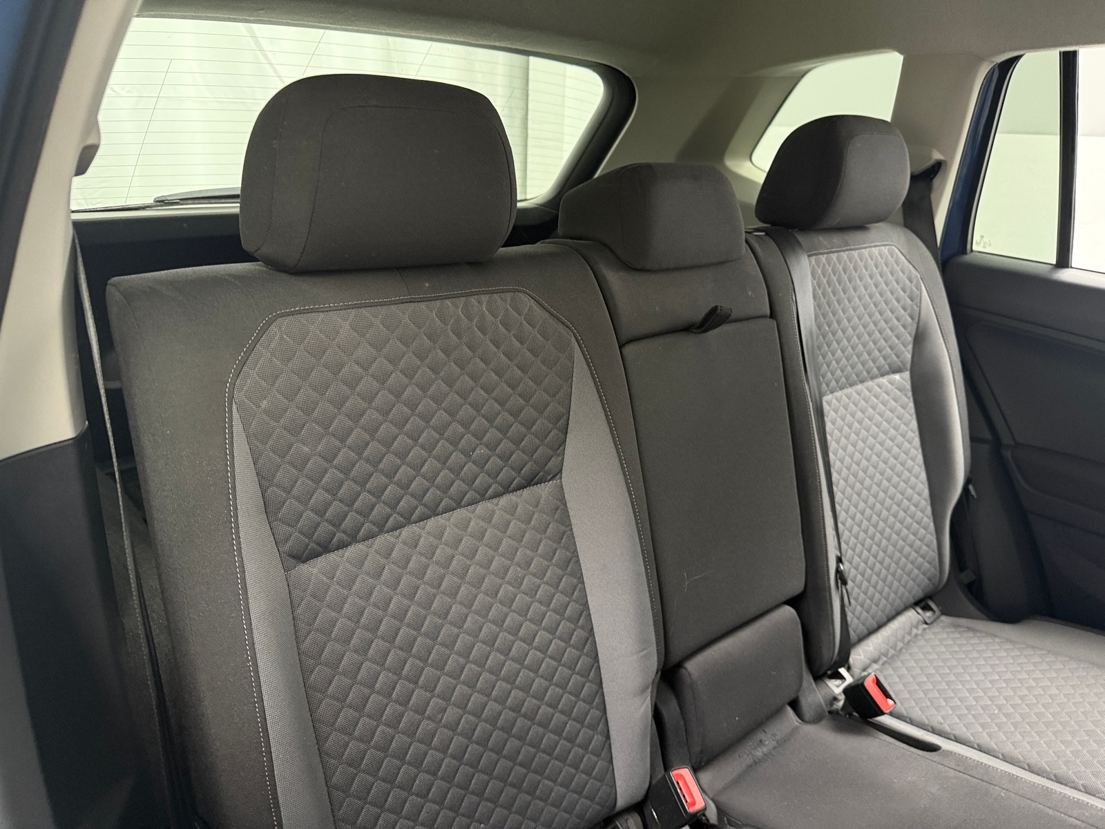 Thumbnail: 2018 Volkswagen Tiguan - 6