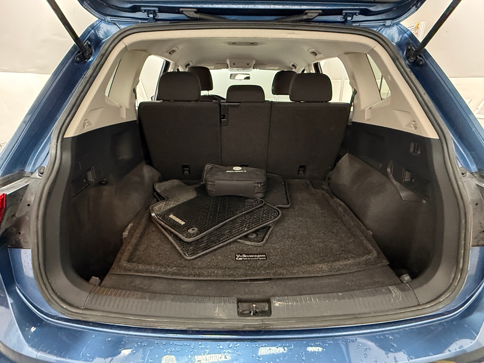 Thumbnail: 2018 Volkswagen Tiguan - 7