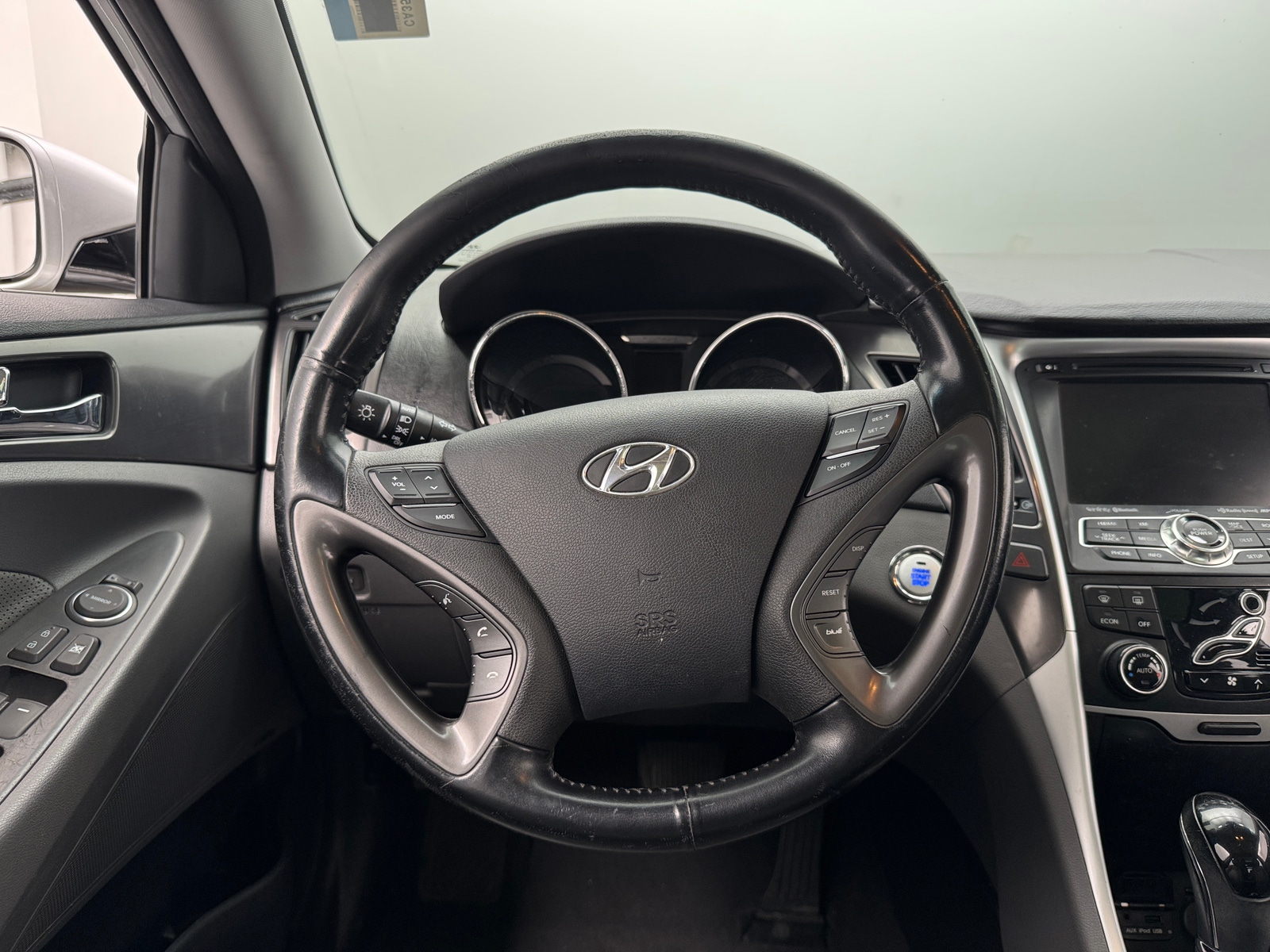 Thumbnail: 2013 Hyundai Sonata - 4