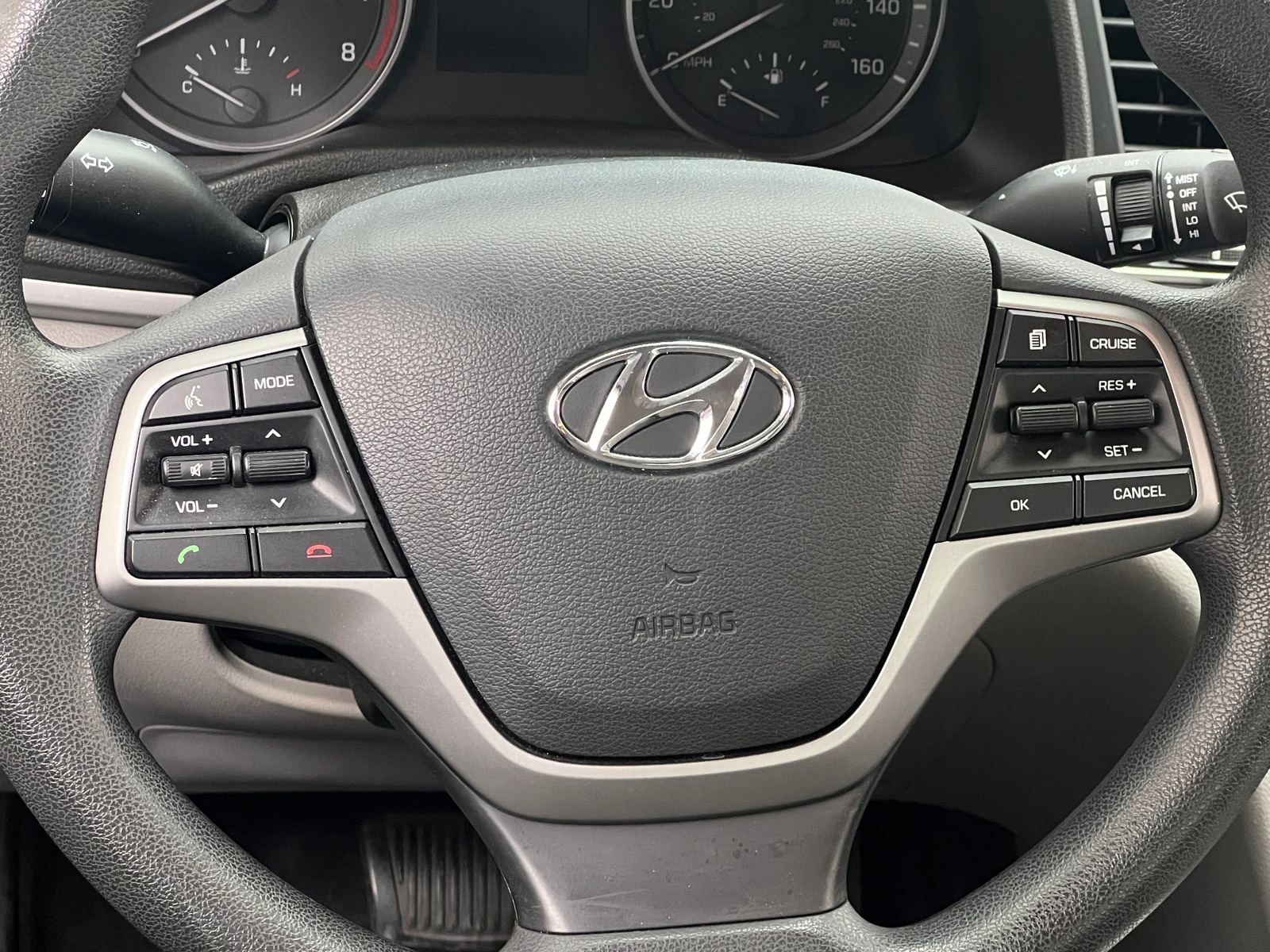 Thumbnail: 2018 Hyundai Elantra - 5