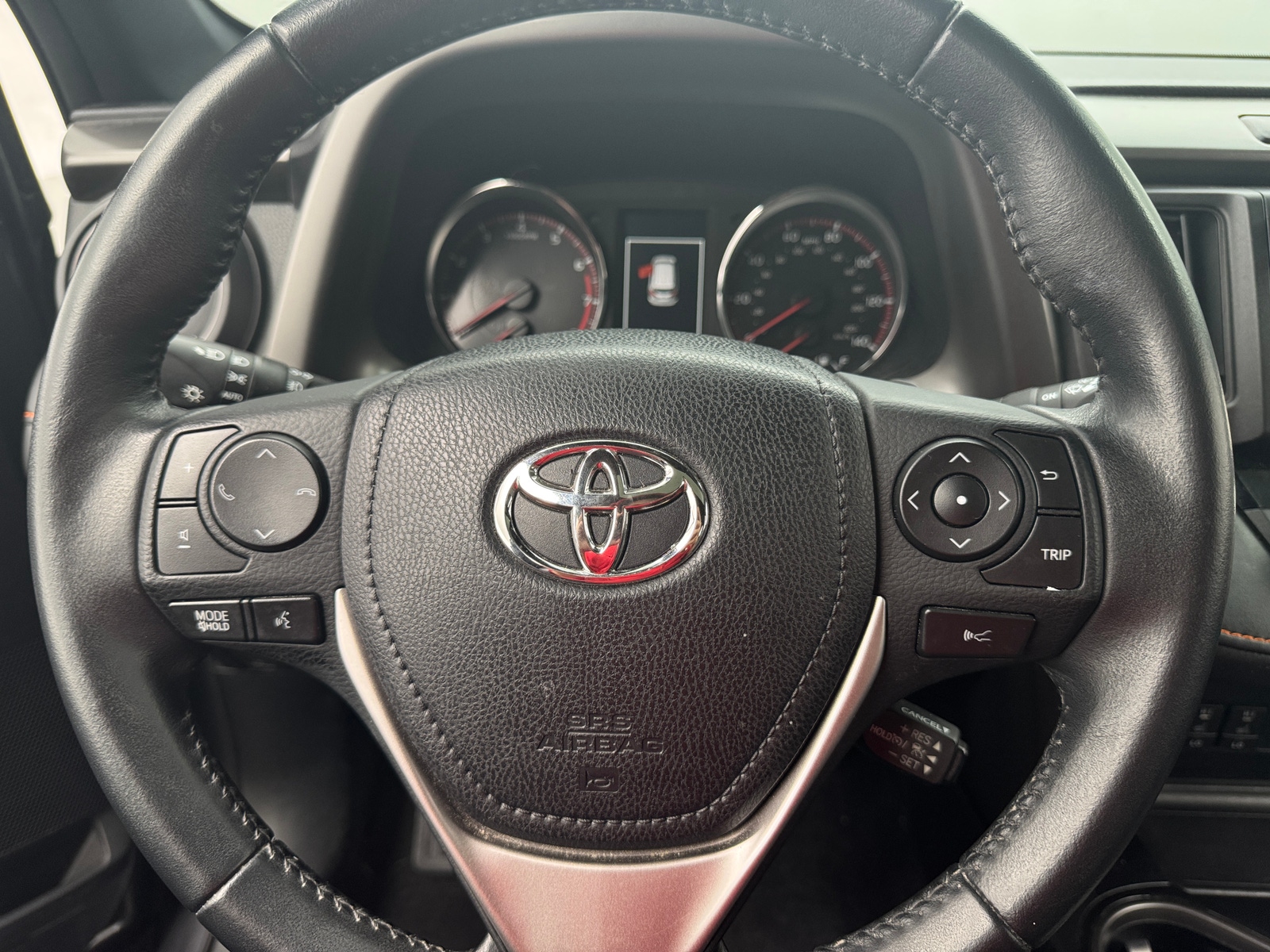 Thumbnail: 2016 Toyota RAV4 - 4