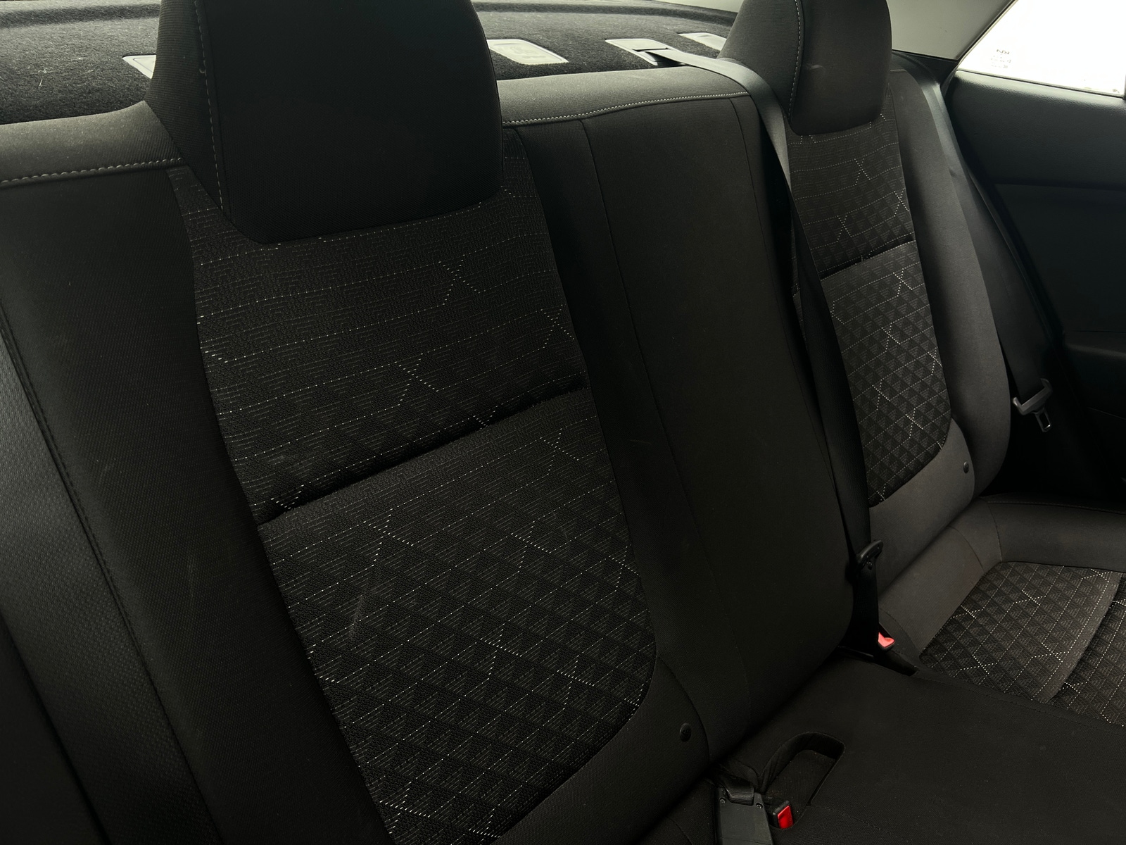 Thumbnail: 2023 Kia Rio - 6