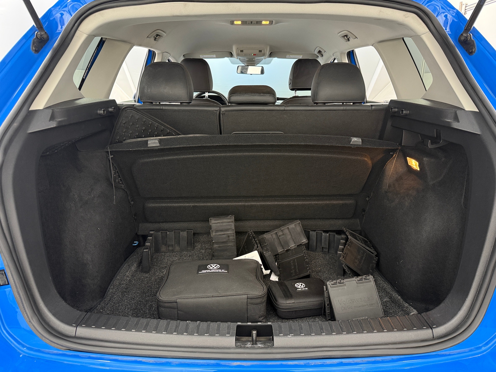 Thumbnail: 2022 Volkswagen Taos - 6