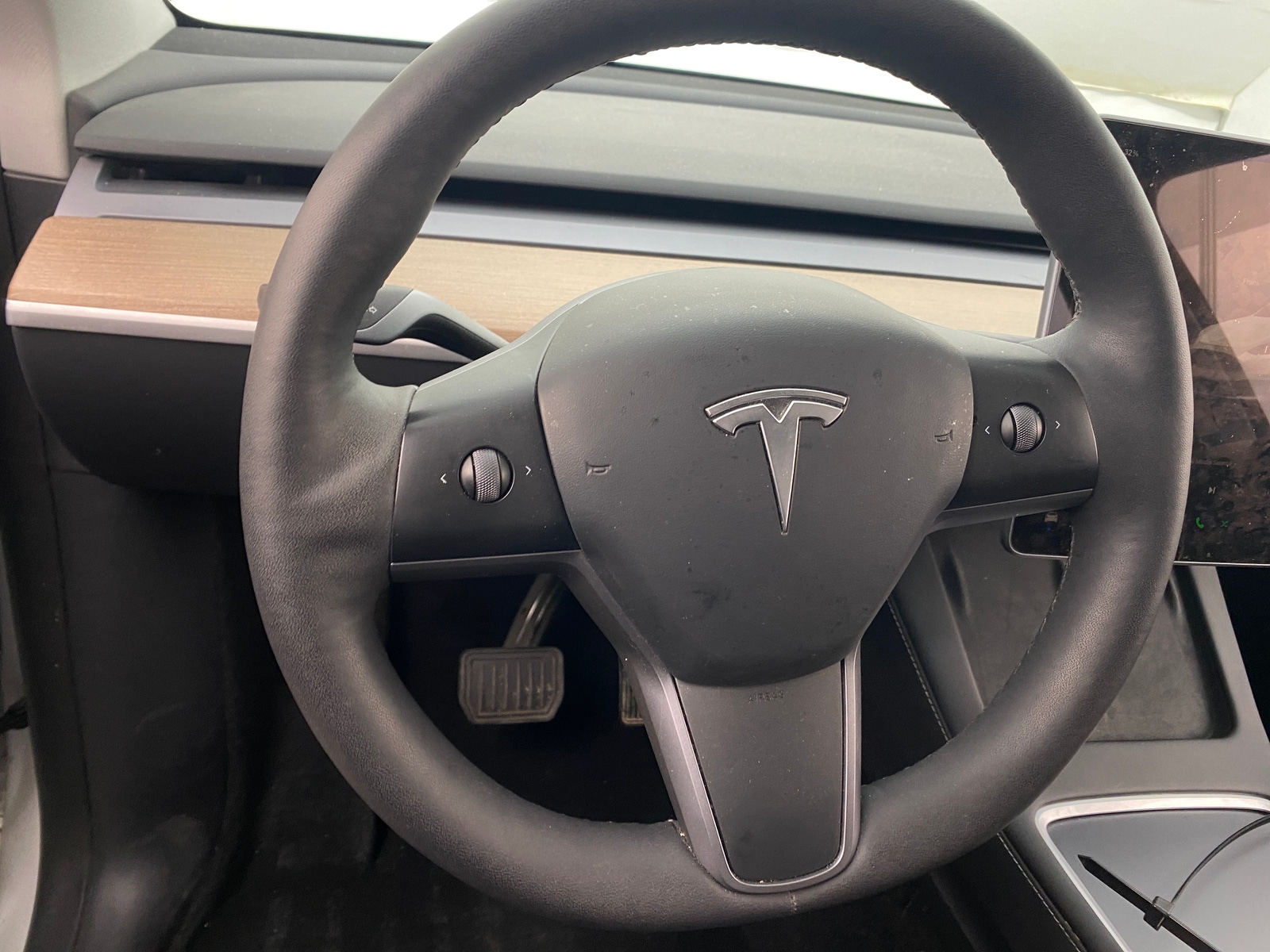 Thumbnail: 2023 Tesla Model Y - 4