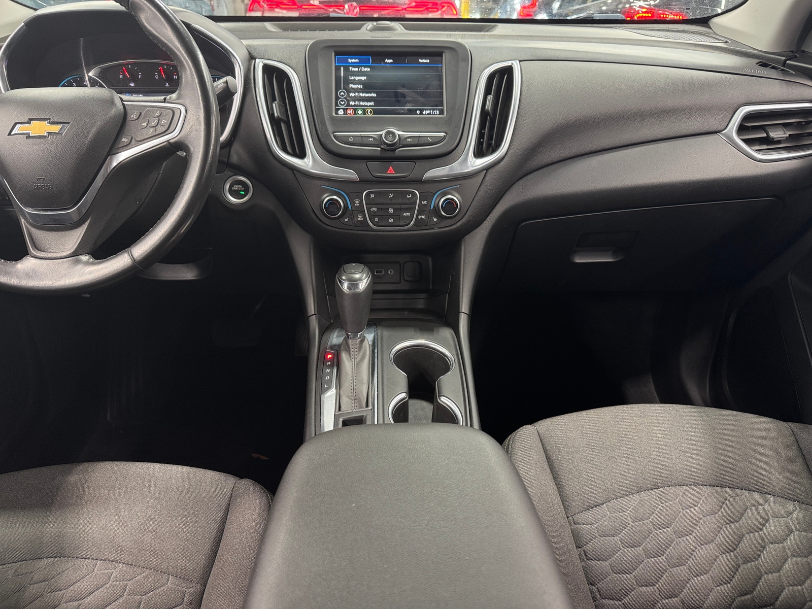 Thumbnail: 2019 Chevrolet Equinox - 3