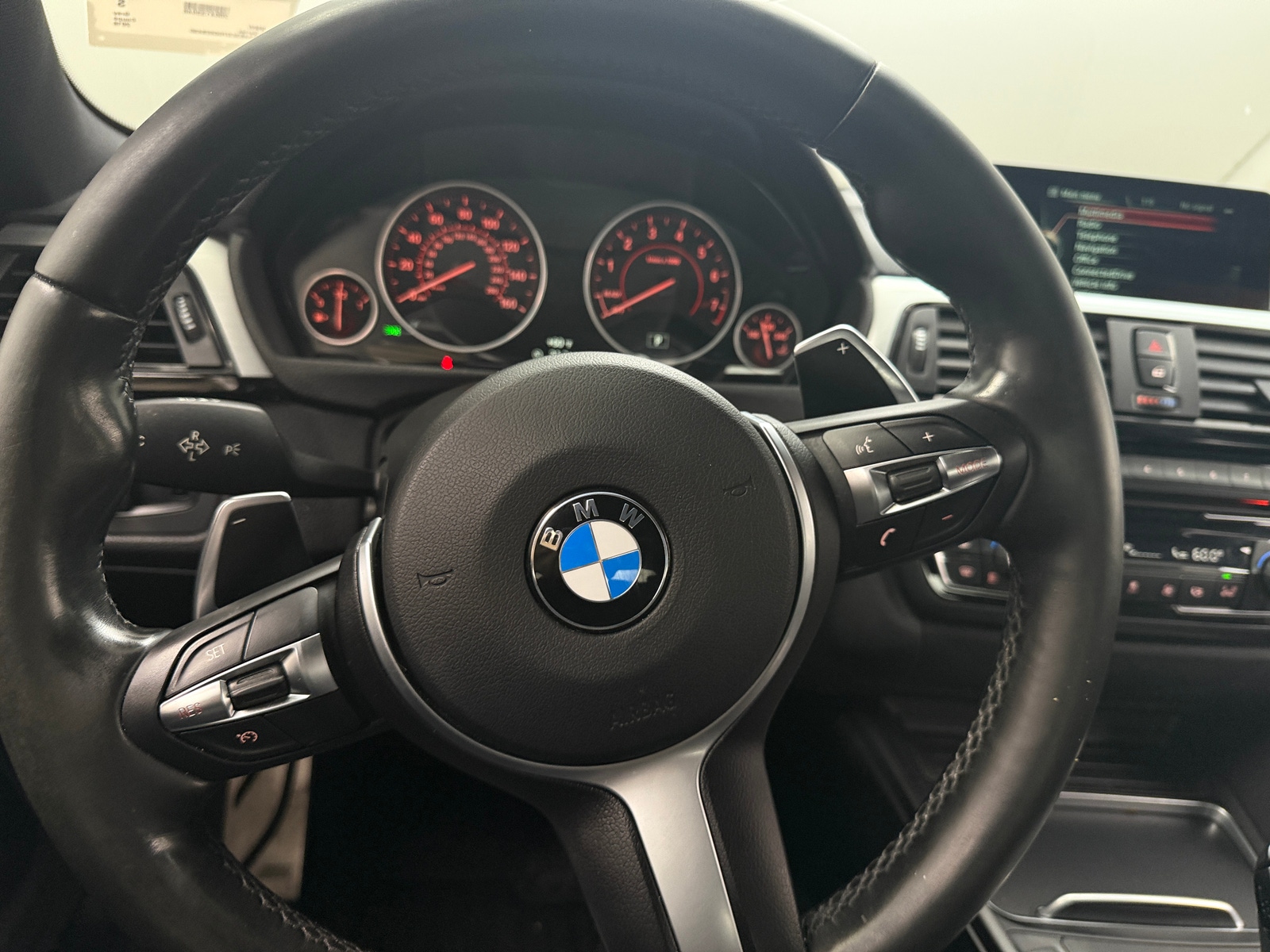 Thumbnail: 2016 BMW 4 Series - 4