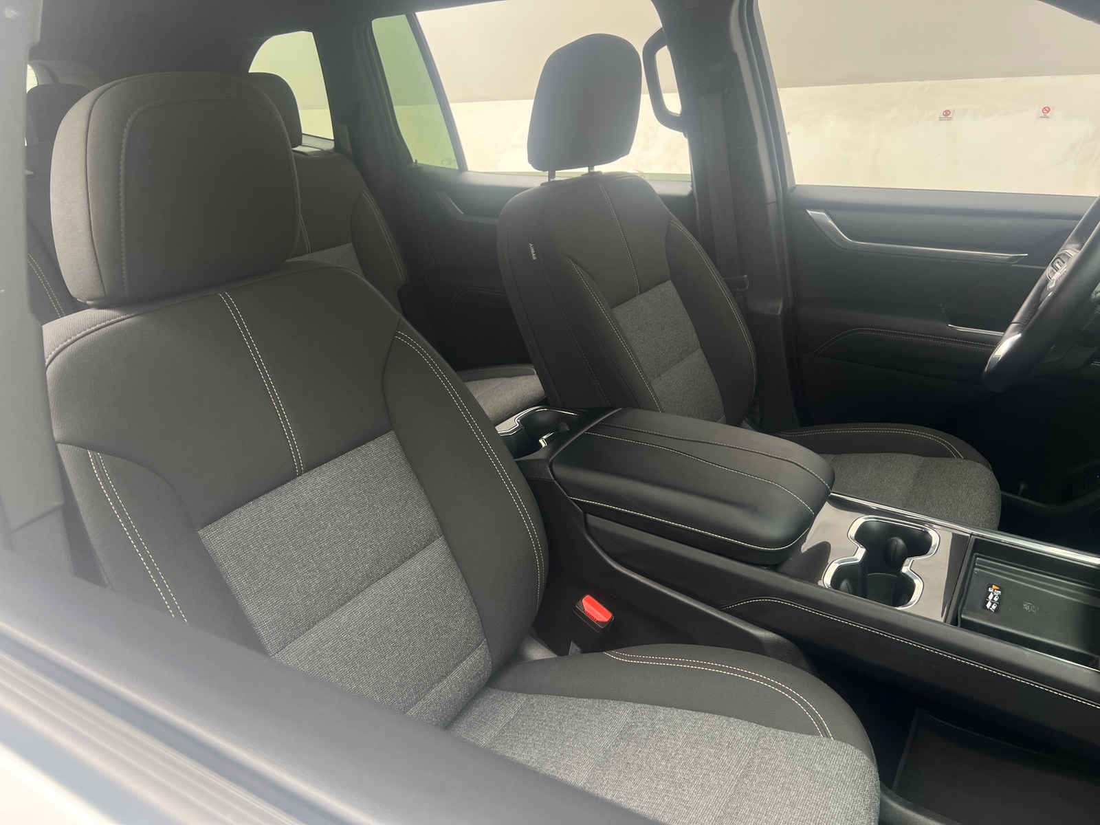 Thumbnail: 2025 GMC Acadia - 2
