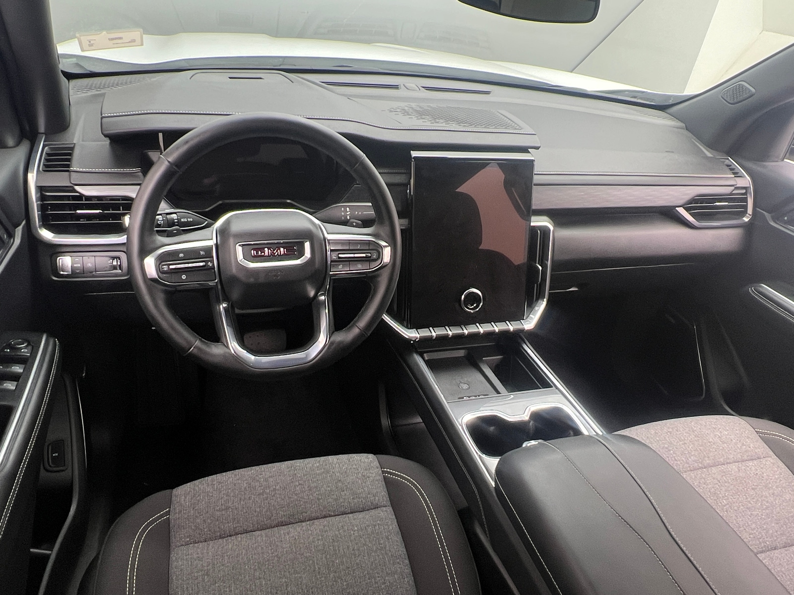 Thumbnail: 2025 GMC Acadia - 3