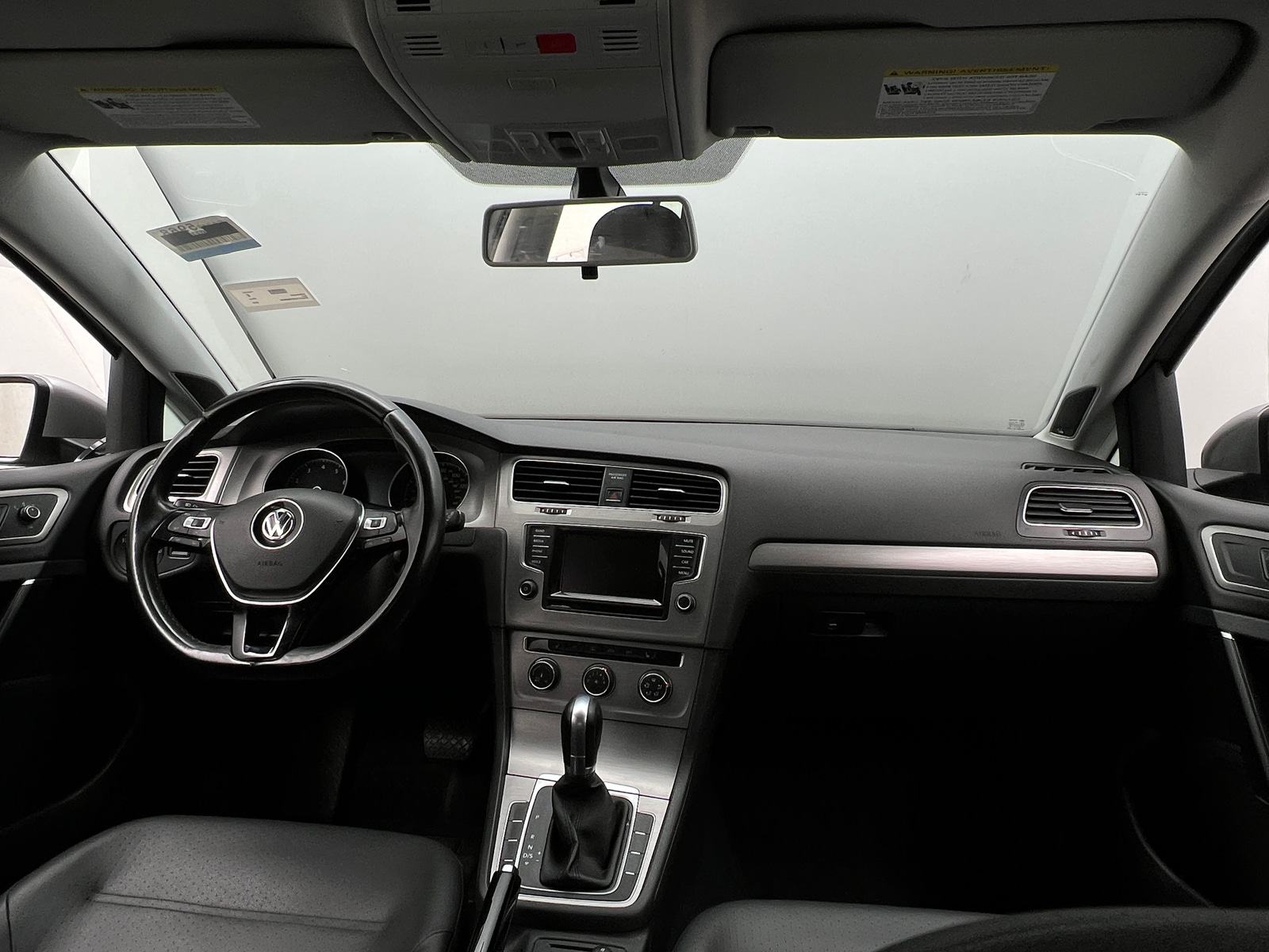 Thumbnail: 2015 Volkswagen Golf - 2