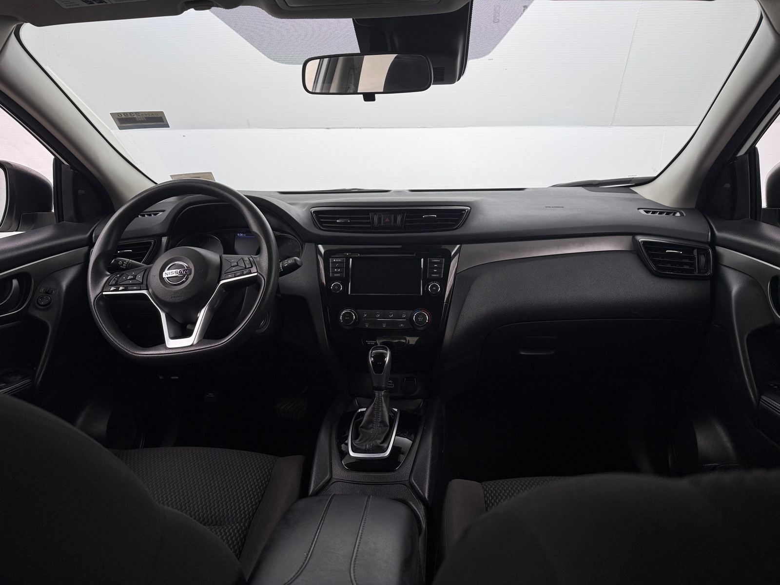 Thumbnail: 2021 Nissan Rogue Sport - 3