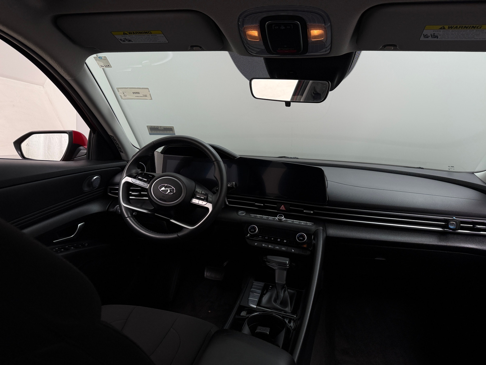 Thumbnail: 2023 Hyundai Elantra - 3