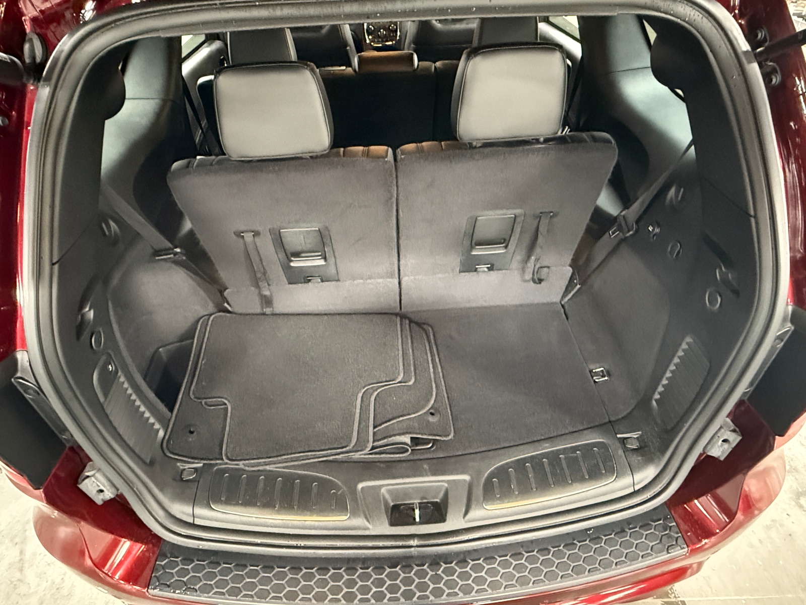 Thumbnail: 2019 Dodge Durango - 6