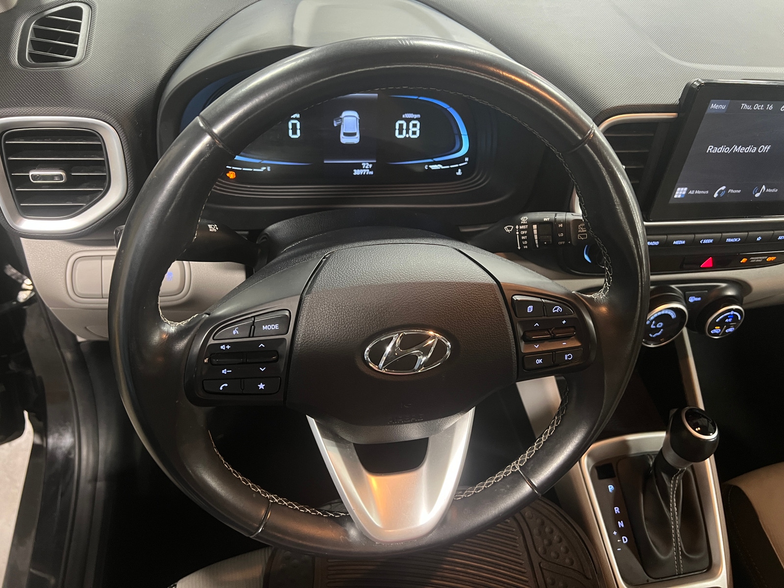 Thumbnail: 2024 Hyundai Venue - 5